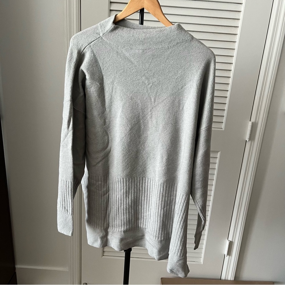 Donna Karen gray Hilow sweater